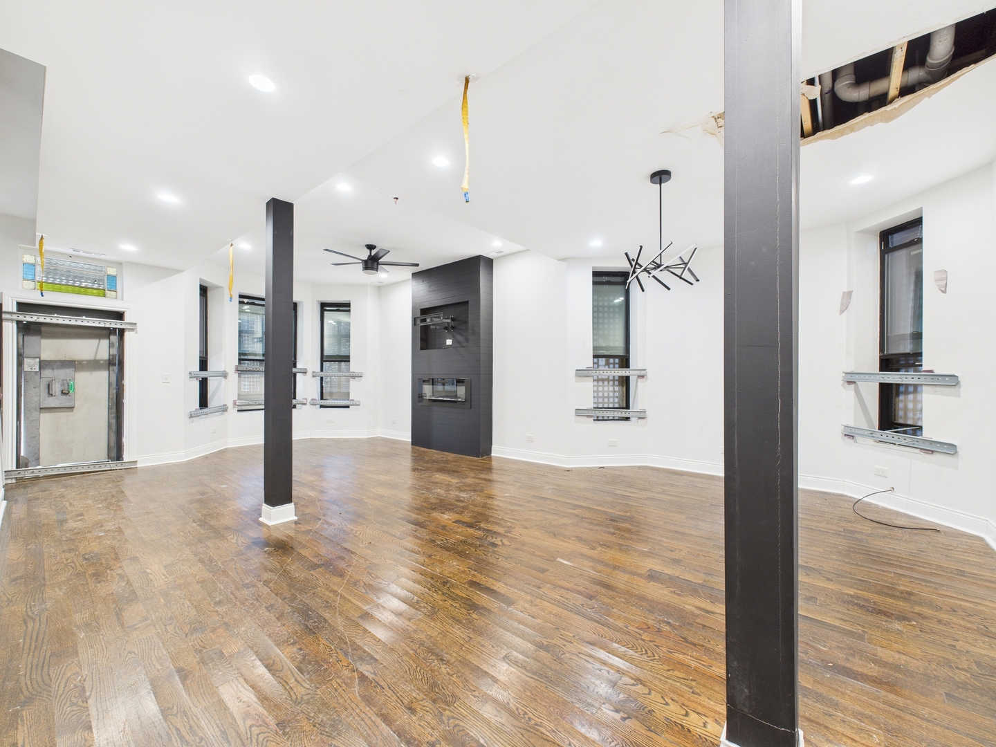 6642 S Drexel Avenue