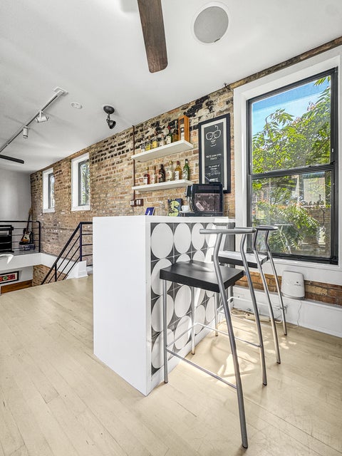 Tiny photo for 811 W Aldine Avenue #6S, Chicago, IL 60657 (MLS # 12736042)