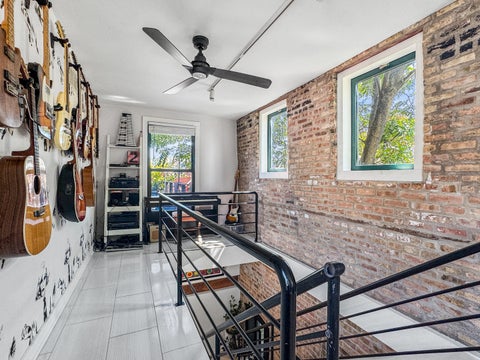 Tiny photo for 811 W Aldine Avenue #6S, Chicago, IL 60657 (MLS # 12736042)