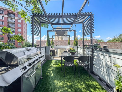 Tiny photo for 811 W Aldine Avenue #6S, Chicago, IL 60657 (MLS # 12736042)