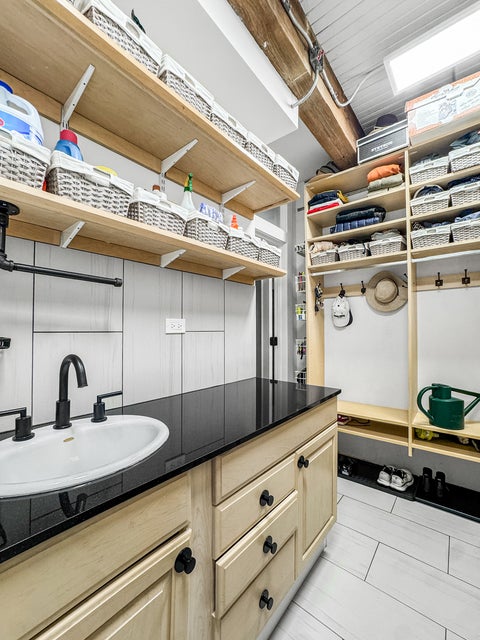 Tiny photo for 811 W Aldine Avenue #6S, Chicago, IL 60657 (MLS # 12736042)