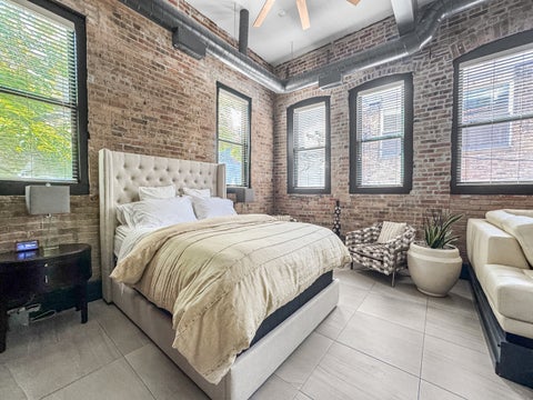 Tiny photo for 811 W Aldine Avenue #6S, Chicago, IL 60657 (MLS # 12736042)