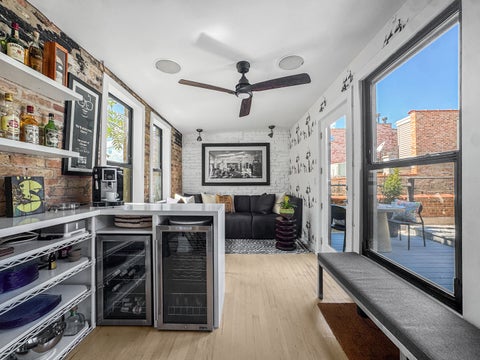 Tiny photo for 811 W Aldine Avenue #6S, Chicago, IL 60657 (MLS # 12736042)