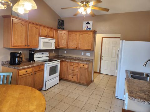 Tiny photo for 1508 Hawkeye Court, Carterville, IL 62918 (MLS # 12607869)