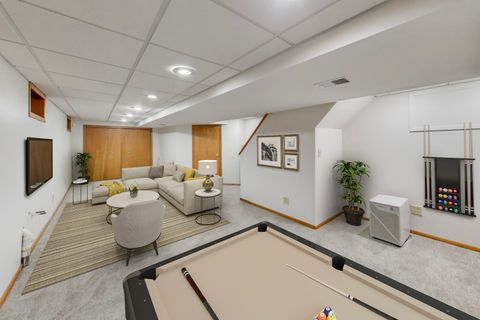 Tiny photo for 28 Muirwood Drive, Glen Ellyn, IL 60137 (MLS # 12542795)