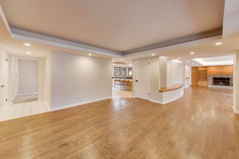 Tiny photo for 28 Muirwood Drive, Glen Ellyn, IL 60137 (MLS # 12542795)