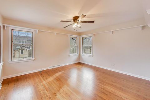 Tiny photo for 28 Muirwood Drive, Glen Ellyn, IL 60137 (MLS # 12542795)