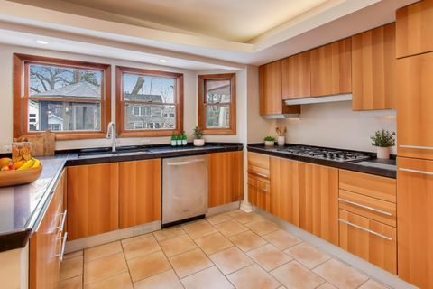 Tiny photo for 28 Muirwood Drive, Glen Ellyn, IL 60137 (MLS # 12542795)