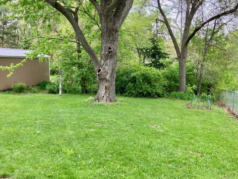 Tiny photo for 940 N Dement Avenue, Dixon, IL 61021 (MLS # 12636393)