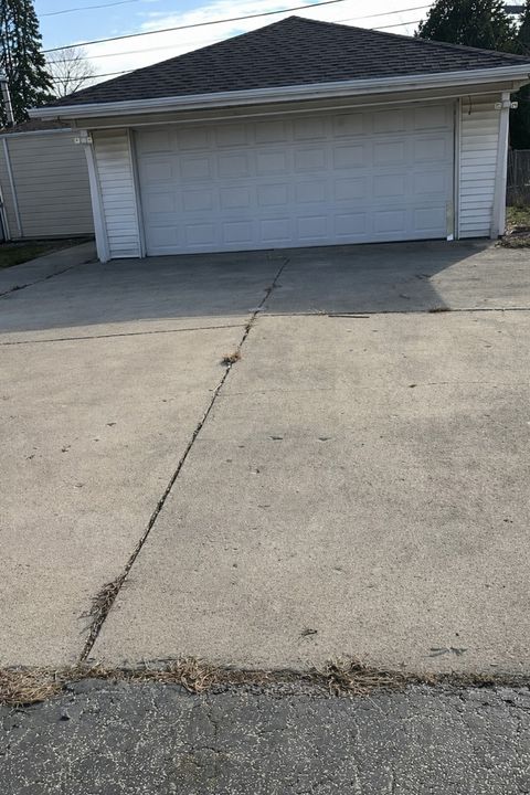 Tiny photo for 9225 Massasoit Avenue, Oak Lawn, IL 60453 (MLS # 12592957)