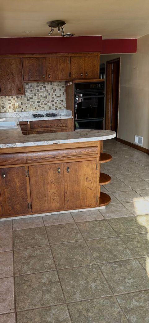 Tiny photo for 9225 Massasoit Avenue, Oak Lawn, IL 60453 (MLS # 12592957)