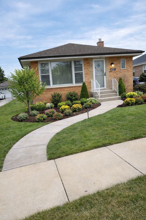 Tiny photo for 9225 Massasoit Avenue, Oak Lawn, IL 60453 (MLS # 12592957)