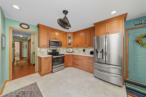 Tiny photo for 644 Karen Drive, Lake Holiday, IL 60552 (MLS # 12473304)