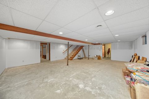 Tiny photo for 644 Karen Drive, Lake Holiday, IL 60552 (MLS # 12473304)