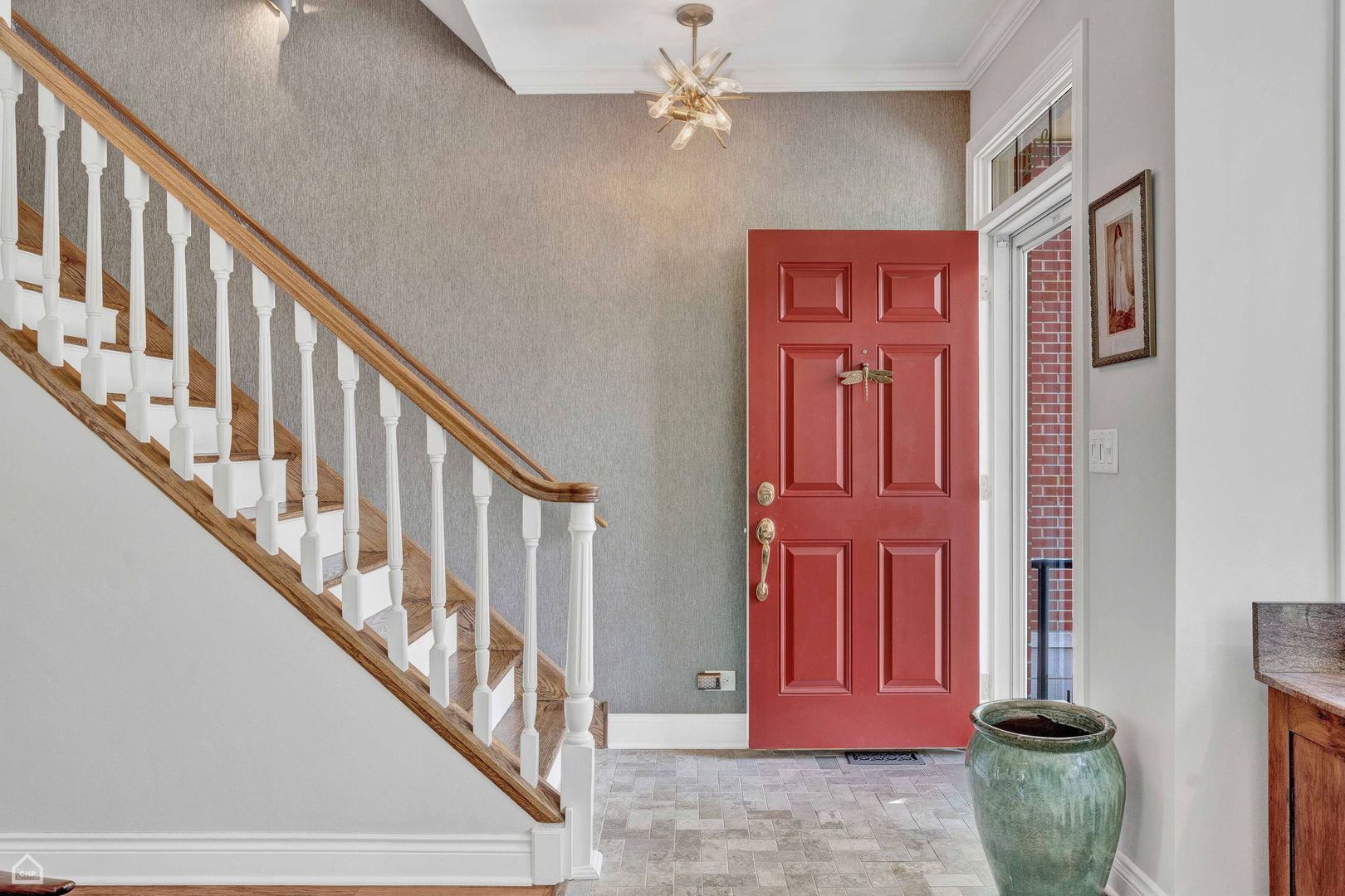 344 W Goethe Avenue