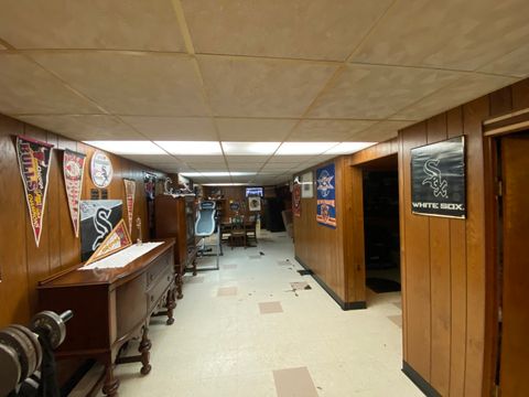 Tiny photo for 9820 Menard Avenue, Oak Lawn, IL 60453 (MLS # 12524995)