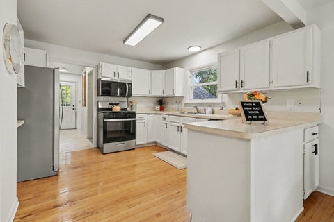 Tiny photo for 4838 141st Street, Crestwood, IL 60418 (MLS # 12767936)