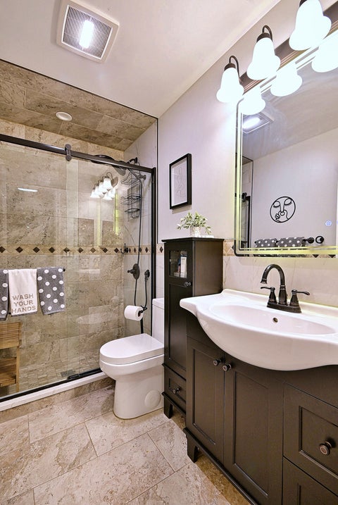 Tiny photo for 2 N Dee Road #203, Park Ridge, IL 60068 (MLS # 12774806)