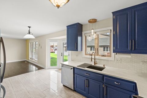 Tiny photo for 11742 Lighthouse Lane, Palos Heights, IL 60463 (MLS # 12611882)