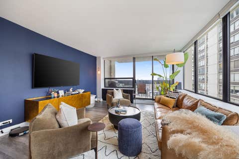 Tiny photo for 1355 N Sandburg Terrace #1809, Chicago, IL 60610 (MLS # 12722715)