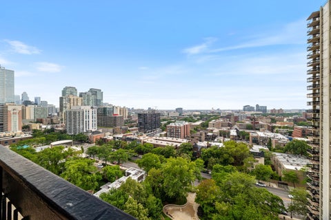 Tiny photo for 1355 N Sandburg Terrace #1809, Chicago, IL 60610 (MLS # 12722715)