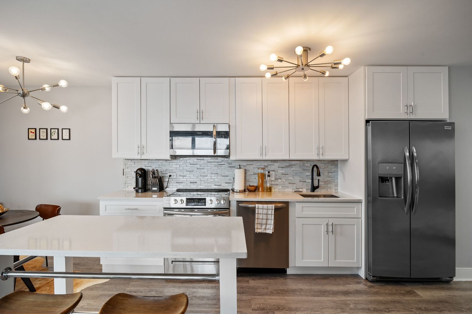 1355 N Sandburg Terrace 1809