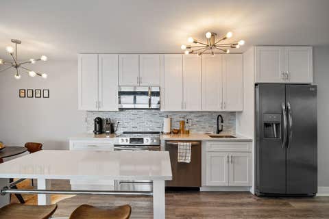 Tiny photo for 1355 N Sandburg Terrace #1809, Chicago, IL 60610 (MLS # 12722715)