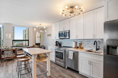 Tiny photo for 1355 N Sandburg Terrace #1809, Chicago, IL 60610 (MLS # 12722715)