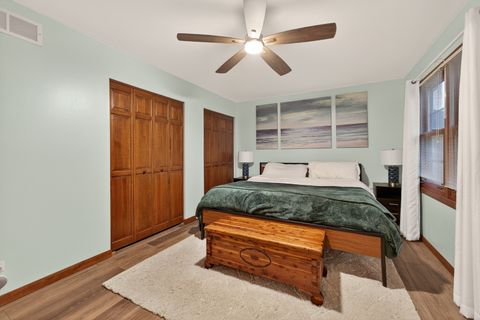 Tiny photo for 450 Hunter Drive, Carol Stream, IL 60188 (MLS # 12588937)