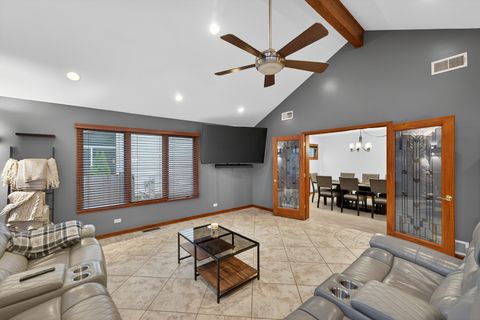 Tiny photo for 450 Hunter Drive, Carol Stream, IL 60188 (MLS # 12588937)