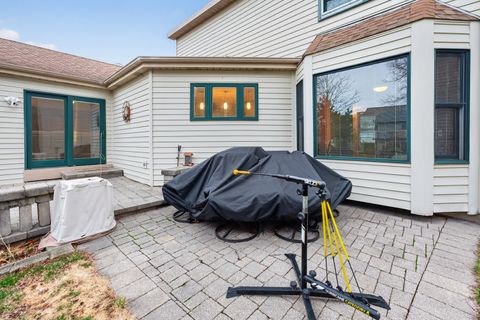 Tiny photo for 450 Hunter Drive, Carol Stream, IL 60188 (MLS # 12588937)