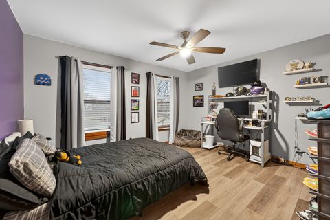 Tiny photo for 450 Hunter Drive, Carol Stream, IL 60188 (MLS # 12588937)