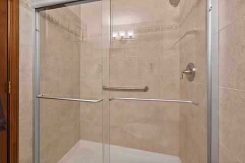 Tiny photo for 450 Hunter Drive, Carol Stream, IL 60188 (MLS # 12588937)