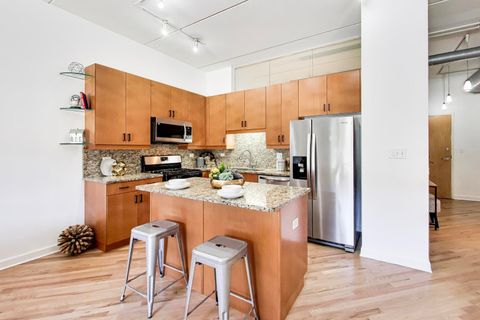 Tiny photo for 3125 W Fullerton Avenue #219, Chicago, IL 60647 (MLS # 12645900)