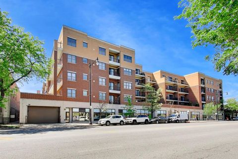Photo of 3125 W Fullerton Avenue #219, Chicago, IL 60647 (MLS # 12645900)