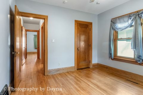 Tiny photo for 372 N Center Avenue, Bradley, IL 60915 (MLS # 12472808)