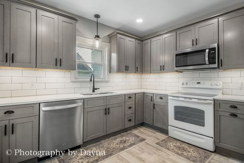 Tiny photo for 372 N Center Avenue, Bradley, IL 60915 (MLS # 12472808)