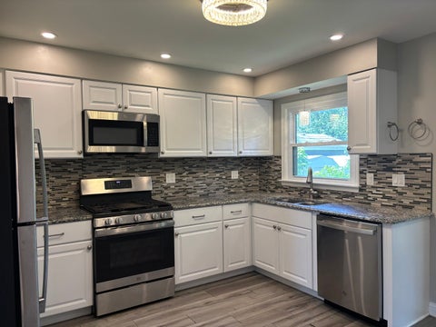 Tiny photo for 719 Jefferson Street, Crete, IL 60417 (MLS # 12727704)