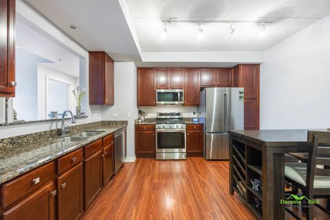 Tiny photo for 425 N BENJAMIN Drive #205, Vernon Hills, IL 60061 (MLS # 12514864)