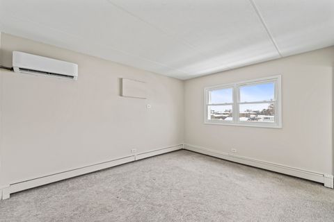 Tiny photo for 7117 W 93rd Street #306, Oak Lawn, IL 60453 (MLS # 12589507)