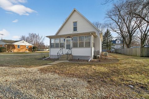 Photo of 402 8th Street, Mazon, IL 60444 (MLS # 12549723)