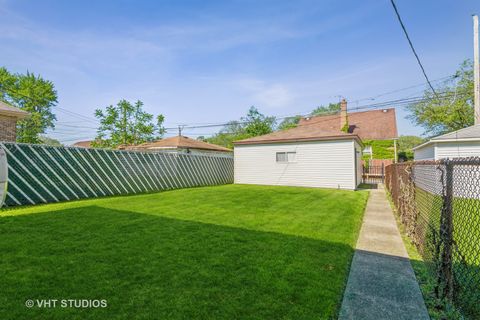 Tiny photo for Chicago, IL 60628 (MLS # 12263288)
