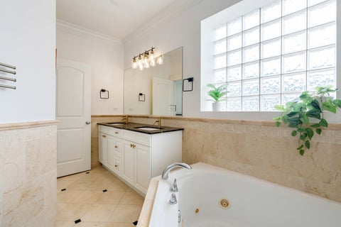 Tiny photo for 1051 W Monroe Street #4, Chicago, IL 60607 (MLS # 12722206)