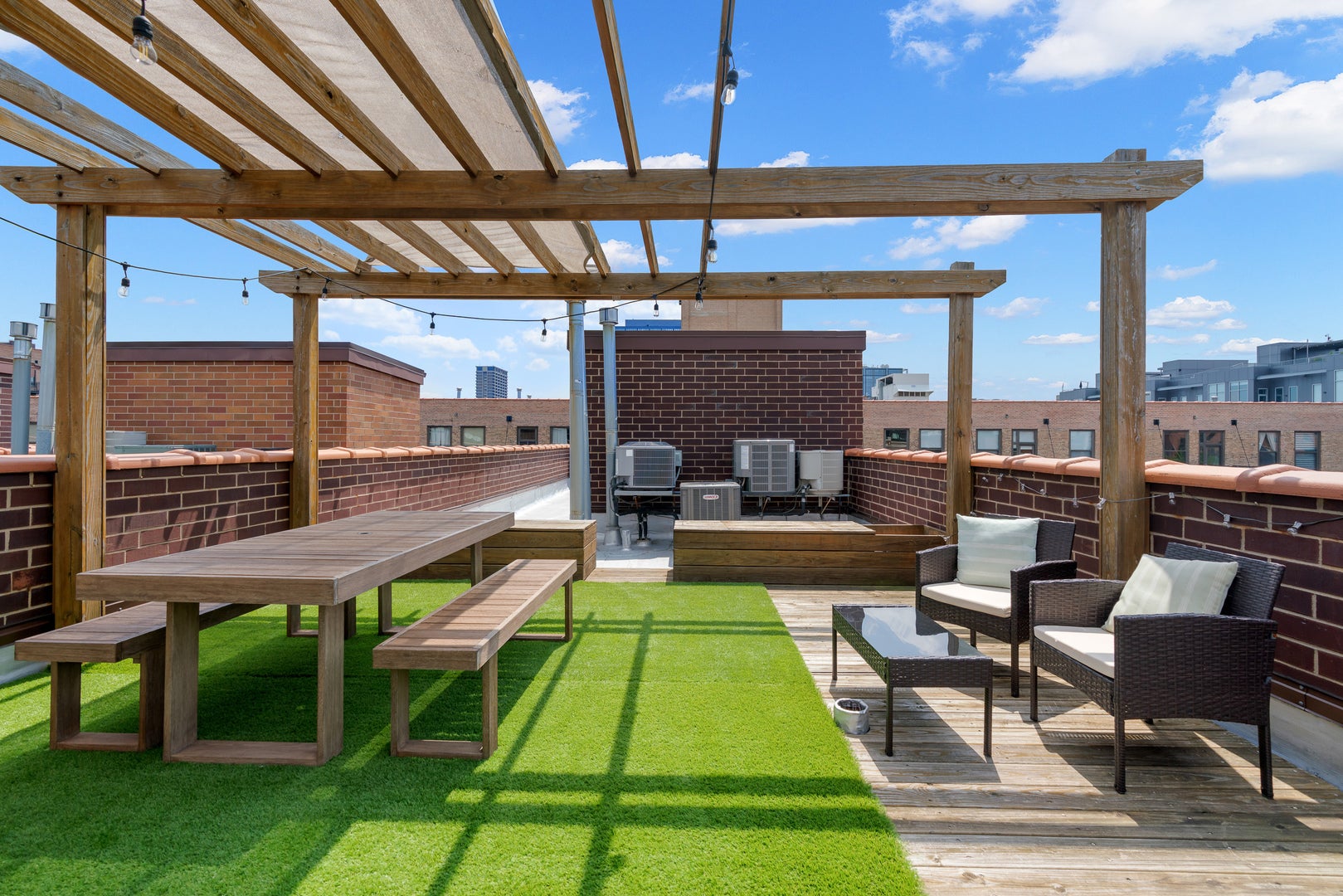 1051 W Monroe Street 4