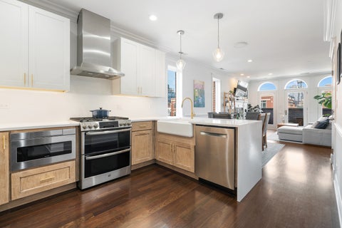 Tiny photo for 1051 W Monroe Street #4, Chicago, IL 60607 (MLS # 12722206)