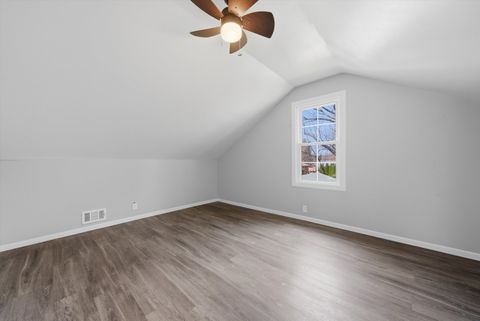 Tiny photo for 305 Circle Road, Fox River Grove, IL 60021 (MLS # 12613811)