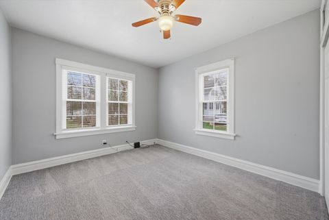 Tiny photo for 305 Circle Road, Fox River Grove, IL 60021 (MLS # 12613811)