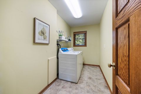 Tiny photo for 39 Wiltshire Drive, Lincolnshire, IL 60069 (MLS # 12476724)