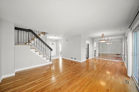 Tiny photo for 218 E Forest Knoll Drive, Palatine, IL 60074 (MLS # 12491443)