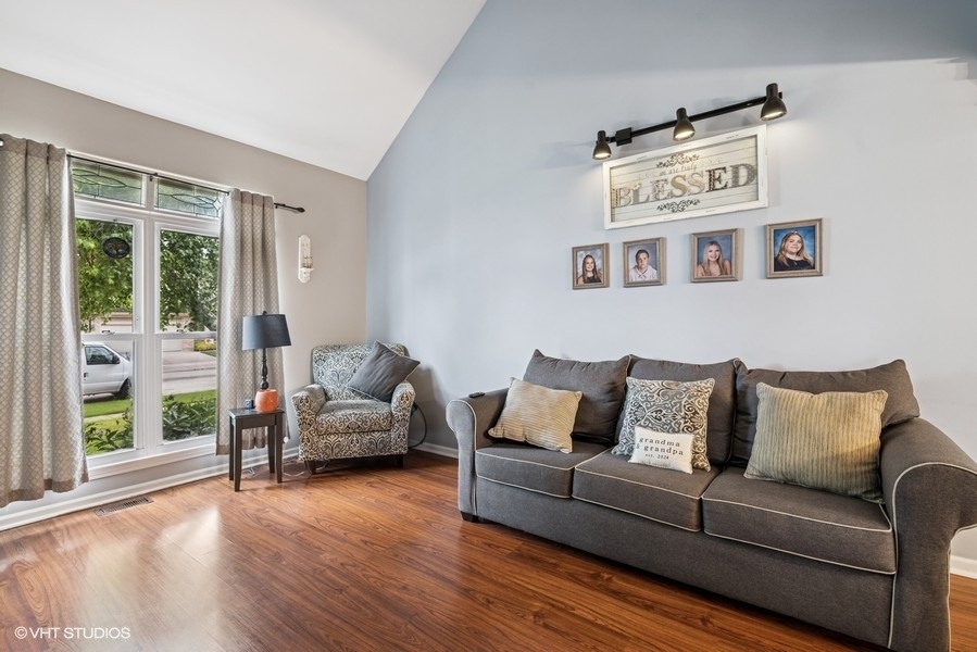 3925 Peartree Drive